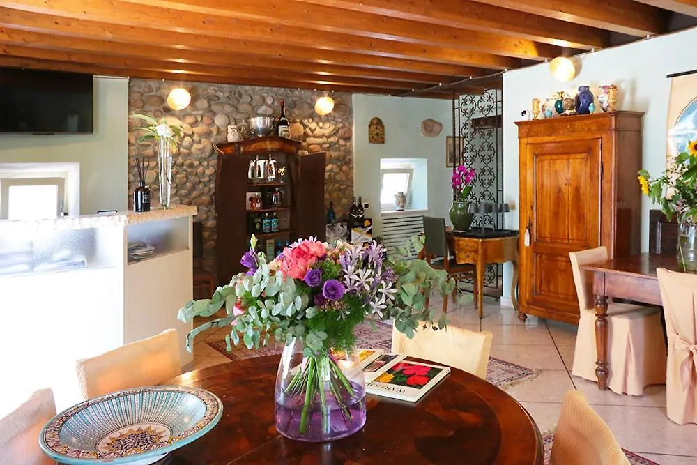 Country house Relais San Michele Guest House Rivoli Veronese Italy